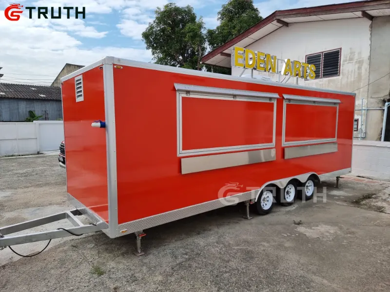 タイの顧客が青島トゥルーステクノロジーの全長670メートルのレッドフードトレーラーでピザ＆バーベキュー事業の立ち上げに成功